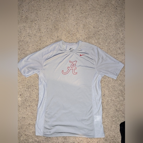 Four (4) Nike dri fit mens Alabama tshirts large. - Picture 6 of 9